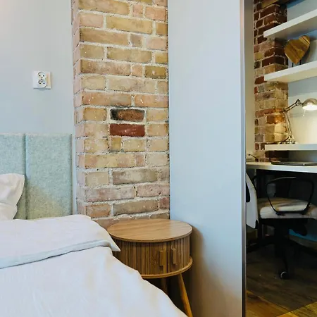 Kaszubska Vintage Brick Loft By Bookinghost * Vratislav
